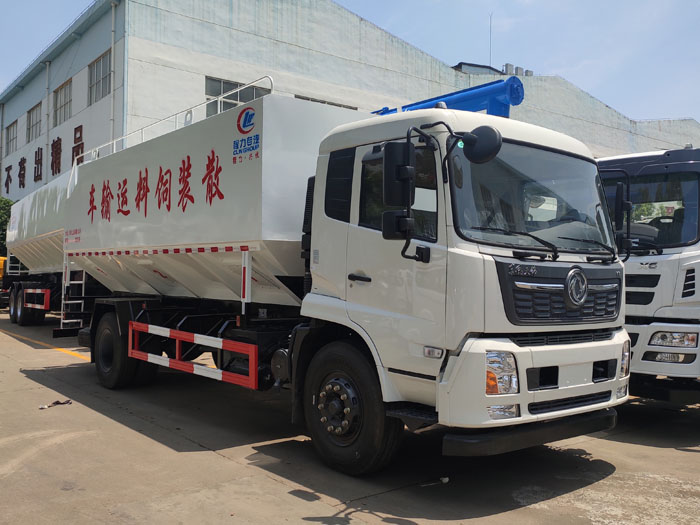 东风天锦22立方散装饲料车
