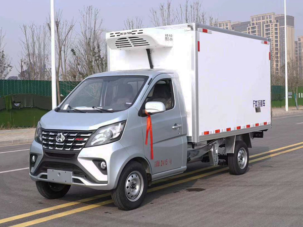 长安星卡冷藏车