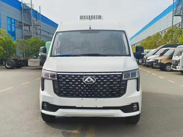 上汽大通V80冷藏车，上汽大通新途V80冷藏车，上汽大通V80面包冷藏车，上汽大通V80自动挡冷藏车