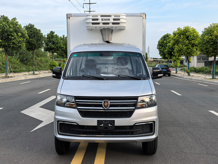 鑫源金杯S2冷藏车，金杯金卡S2冷藏车，华晨鑫源金杯金卡冷藏车，鑫源汽车金杯S2小型冷藏车