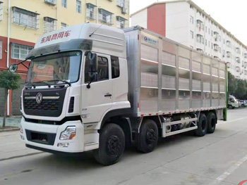 全铝合金运猪车——东风天龙畜禽运输车