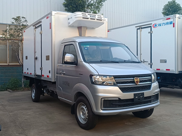 鑫源金杯S2冷藏车