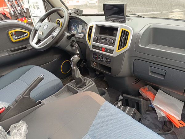 东风途逸冷藏车，东风途逸柴油版冷藏车，东风途逸T5冷藏车，东风小型冷藏车