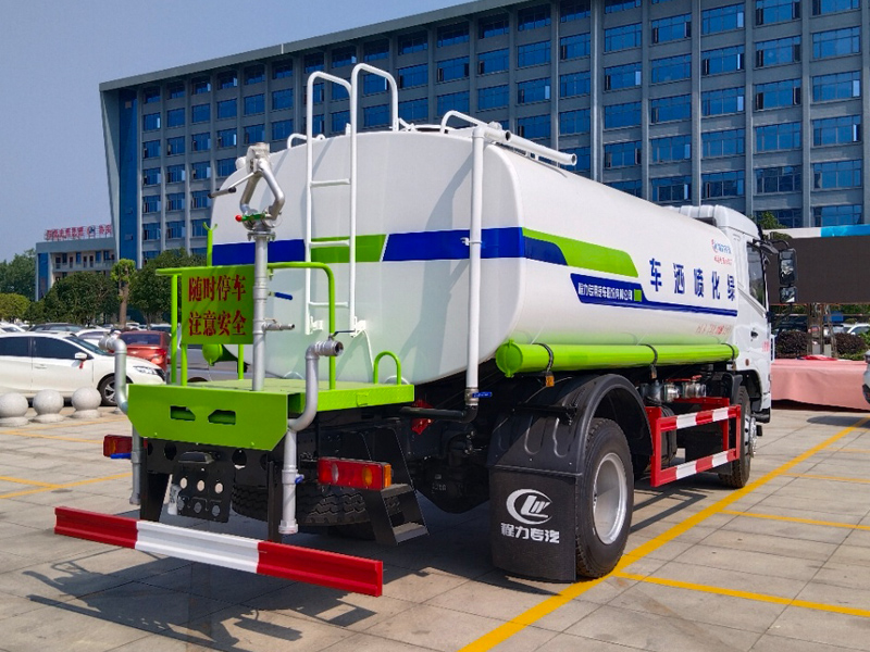东风华神F5洒水车，东风华神F5绿化喷洒车，东风华神12方洒水车，东风华神12吨洒水车