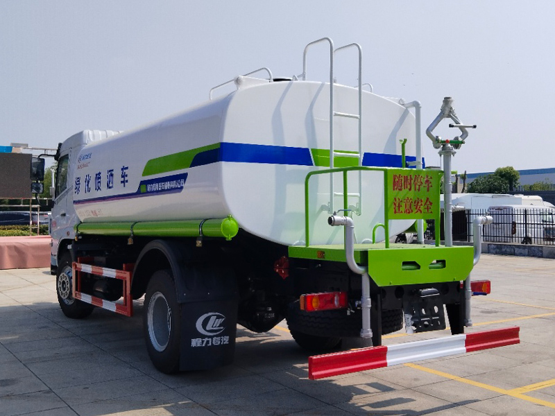 东风华神F5洒水车，东风华神F5绿化喷洒车，东风华神12方洒水车，东风华神12吨洒水车