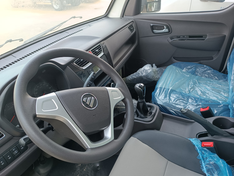 福田祥菱M2冷藏车，福田祥菱M2奋斗版冷藏车，福田祥菱奋斗版M2冷藏车，福田祥菱3.7米冷藏车